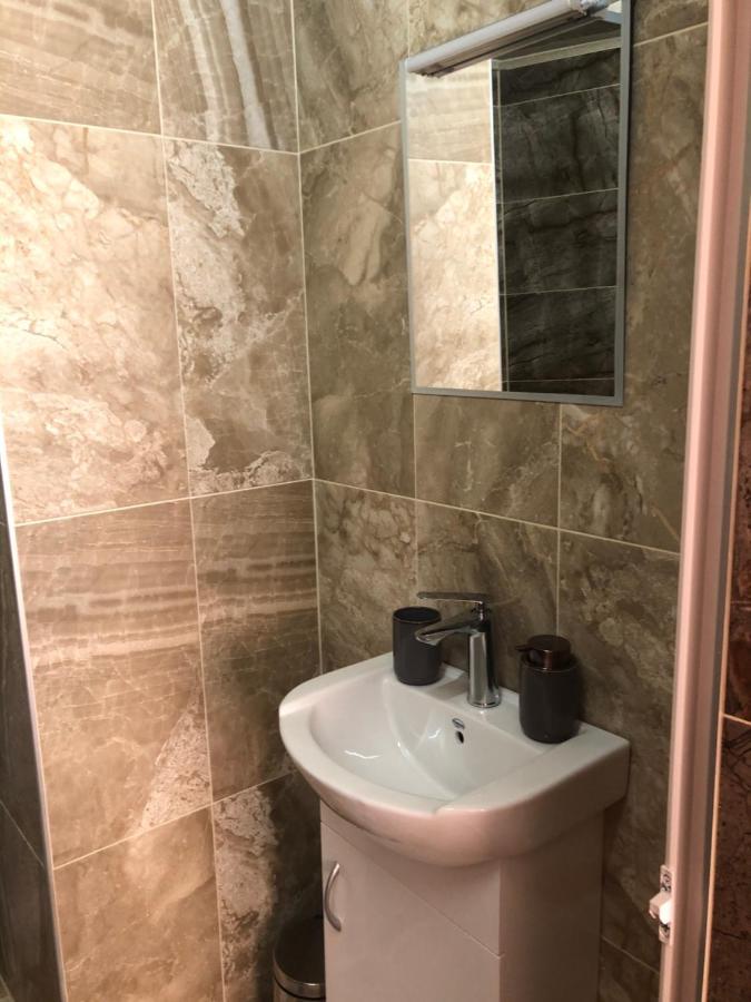 ספרבה בניה Guest House Rest מראה חיצוני תמונה