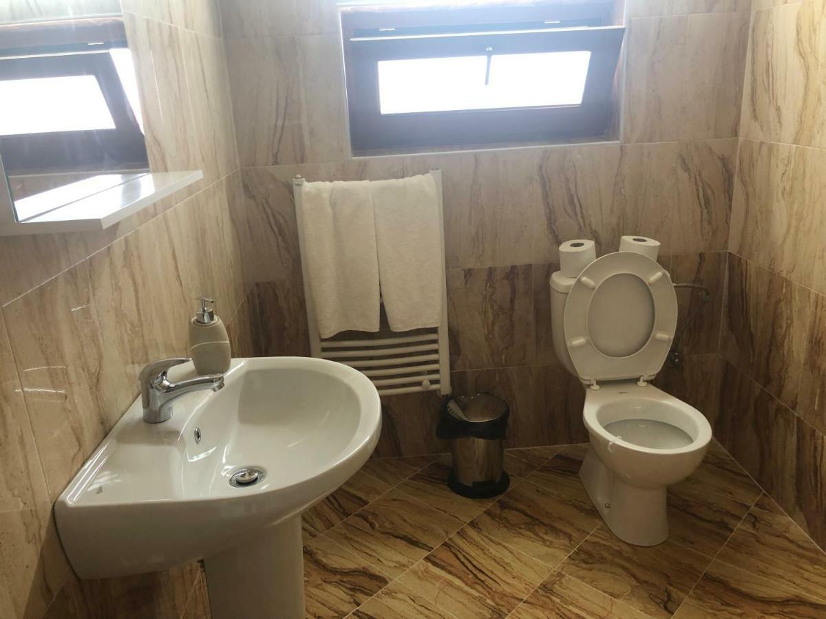 ספרבה בניה Guest House Rest מראה חיצוני תמונה